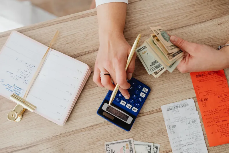 The Wallet That Told the Whole Story: When Americans Actually Knew Where Their Money Went